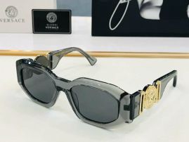 Picture of Versace Sunglasses _SKUfw55116517fw